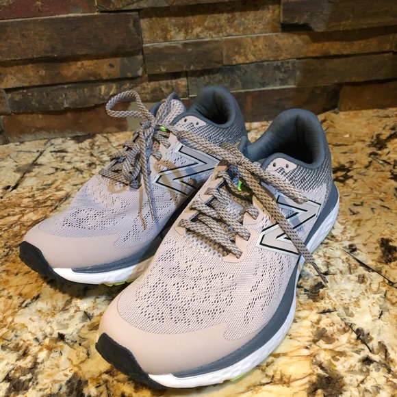 NEW BALANCE FRESH FOAM 680 V7 RUNNING SHOE - WOMEN'S, MAUVE, SIZE 7 - Picture 3 of 5